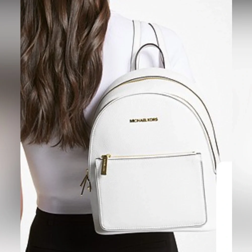 Michael Kors๐๐๐ผ๐ผ - Picture 1 of 12